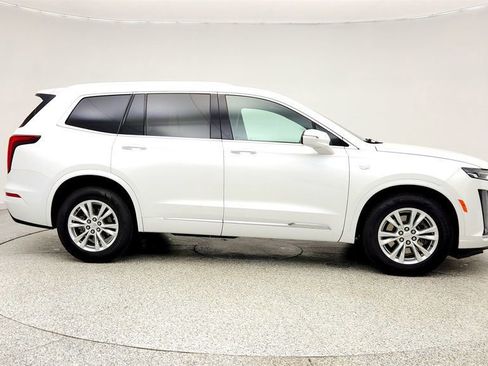 Used 2023 Cadillac XT6 Luxury FWD image 4