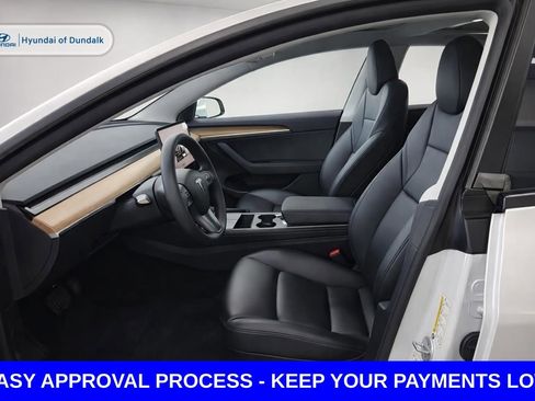 Used 2023 Tesla Model 3 Standard Range RWD image 9