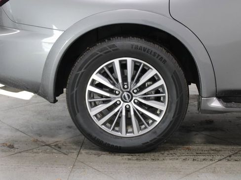 Used 2024 Nissan Armada SL image 14