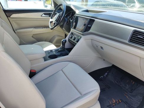 Used 2018 Volkswagen Atlas SE image 43