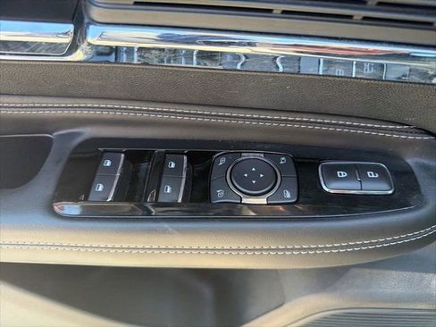 Used 2022 Lincoln Corsair AWD w/ Premium Package image 24