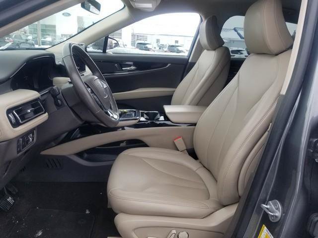 Used 2022 Lincoln Nautilus AWD image 12