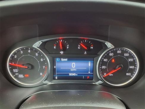 Used 2021 GMC Acadia SLE image 13