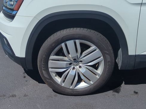 Used 2019 Volkswagen Atlas SE w/ Panoramic Sunroof Package FWD image 29