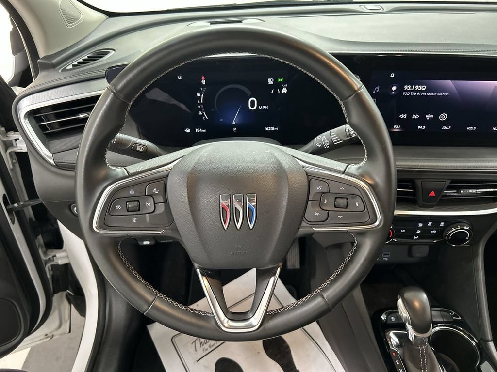 Certified 2024 Buick Encore GX Preferred FWD image 4