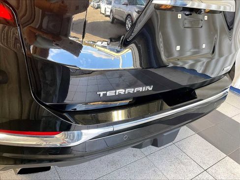 Used 2019 GMC Terrain Denali w/ Driver Alert Package II image 29