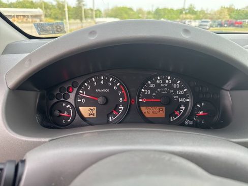 Used 2014 Nissan Frontier SV w/ SV Value Truck Package AWD/4WD image 6