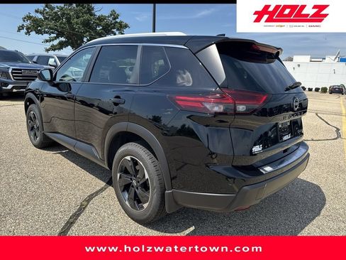Used 2024 Nissan Rogue SV w/ SV Premium Package AWD/4WD image 4