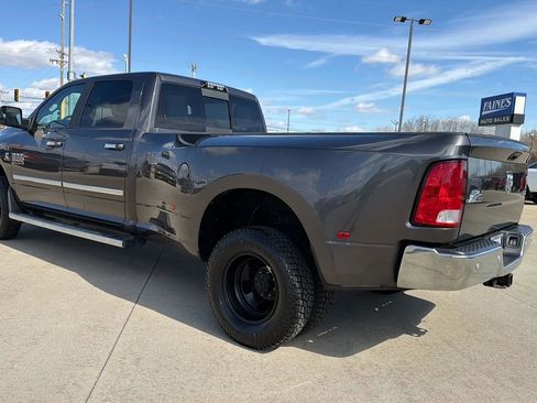 Used 2018 RAM 3500 Big Horn image 15