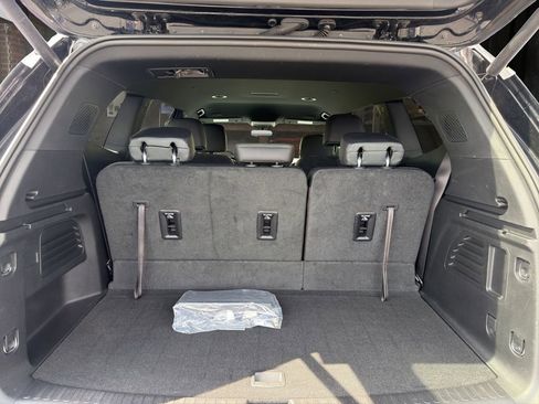 Certified 2025 GMC Acadia AT4 AWD/4WD image 26