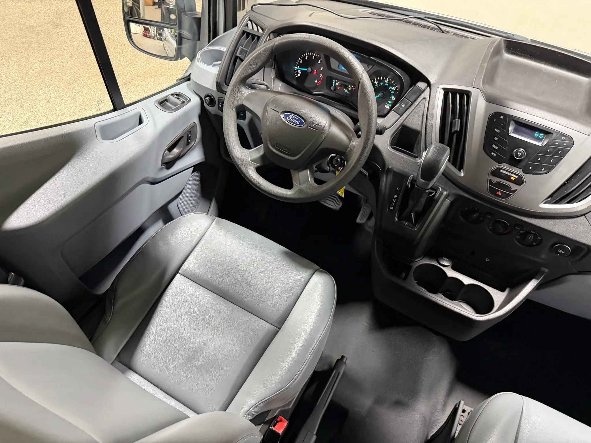 Used 2015 Ford Transit 250 148 Medium Roof RWD image 46