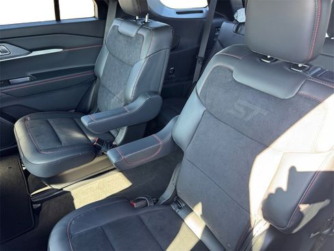 New 2026 Ford Explorer ST w/ Sun And Sound Package image 13