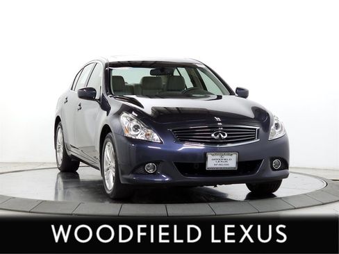 Used 2011 INFINITI G25 x w/ Moonroof Pkg image 1