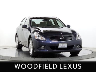 Used 2011 INFINITI G25 x w/ Moonroof Pkg