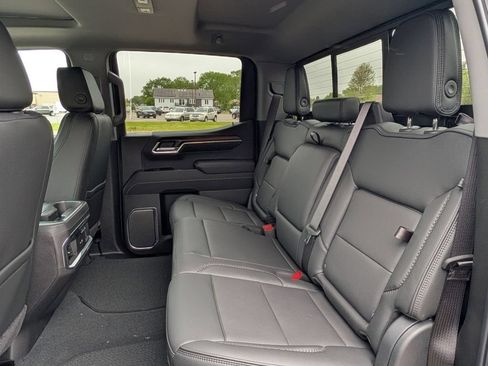 New 2026 GMC Sierra 1500 Denali w/ Denali Reserve Package AWD/4WD image 35