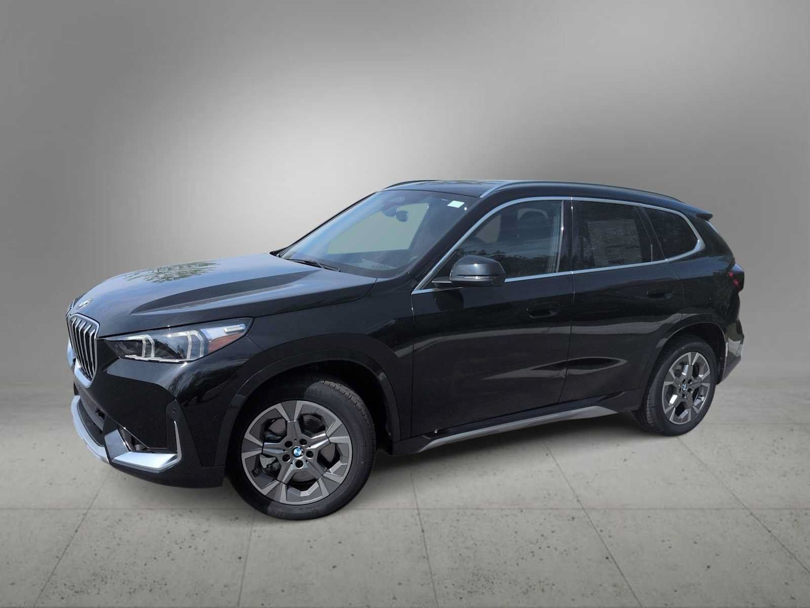 Used 2026 BMW X1 xDrive28i w/ Technology Package AWD/4WD image 1