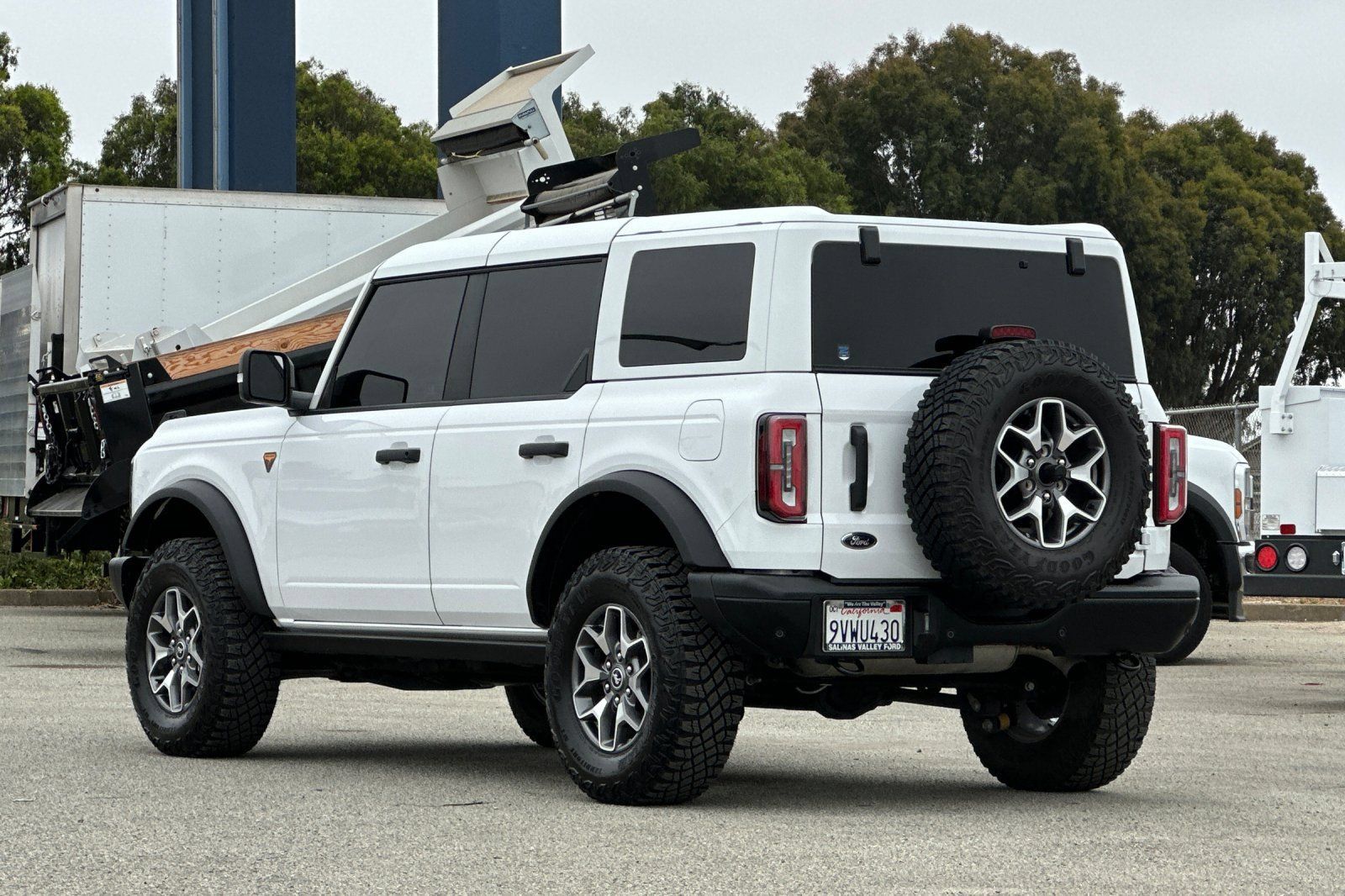Used 2025 Ford Bronco Badlands AWD/4WD image 6