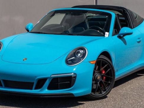 Used 2019 Porsche 911 Targa 4 GTS AWD/4WD image 1