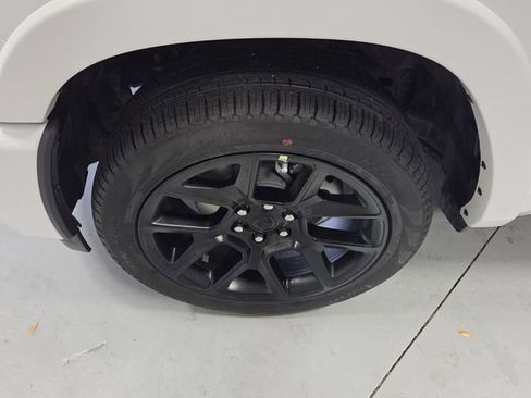 New 2026 RAM 1500 Laramie image 17