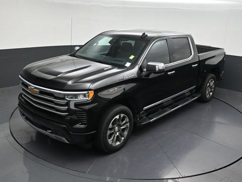 Used 2023 Chevrolet Silverado 1500 High Country w/ Technology Package RWD image 15