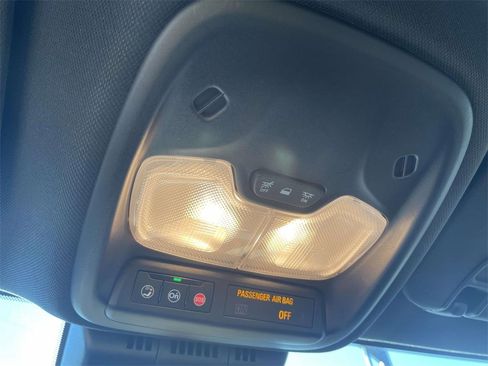 Used 2023 Chevrolet Colorado Z71 w/ Z71 Convenience Package 2 image 29