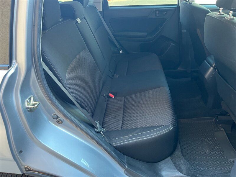 Used 2018 Subaru Forester 2.5i Premium AWD/4WD image 15