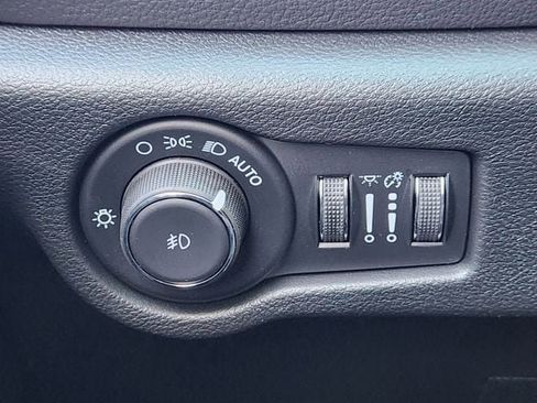 New 2026 Chrysler Pacifica Limited w/ S Appearance Package image 16