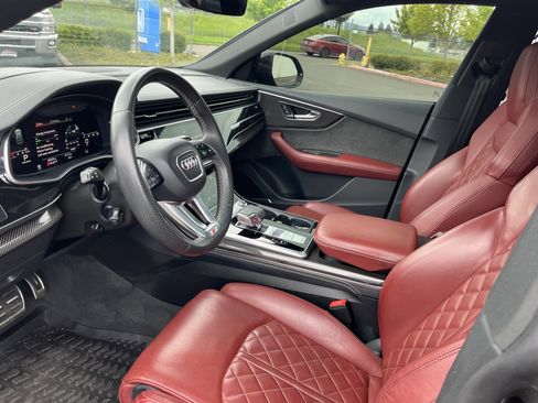 Used 2022 Audi SQ8 Prestige w/ Prestige Package AWD/4WD image 10