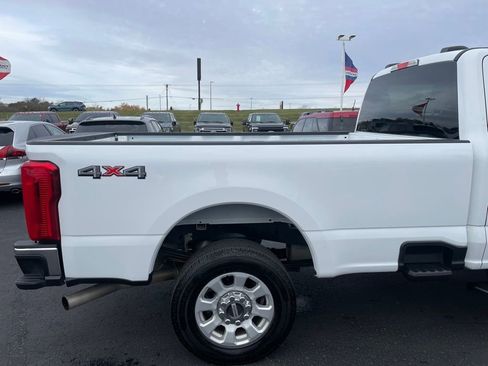 Used 2024 Ford F250 XLT AWD/4WD image 35