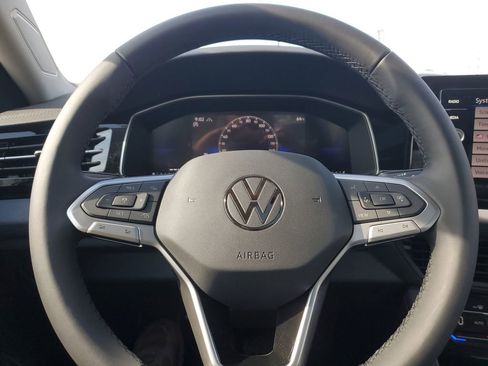 New 2026 Volkswagen Jetta SE FWD image 20