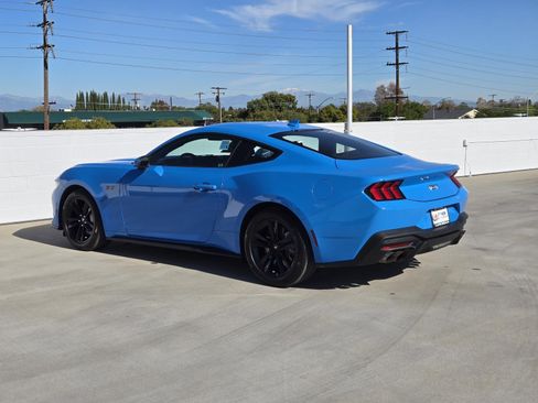 Used 2025 Ford Mustang GT image 6