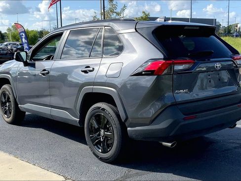 Used 2025 Toyota RAV4 XLE FWD image 2