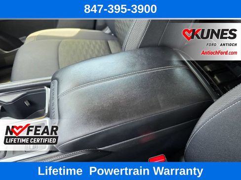 Used 2025 Nissan Pathfinder SV FWD image 45