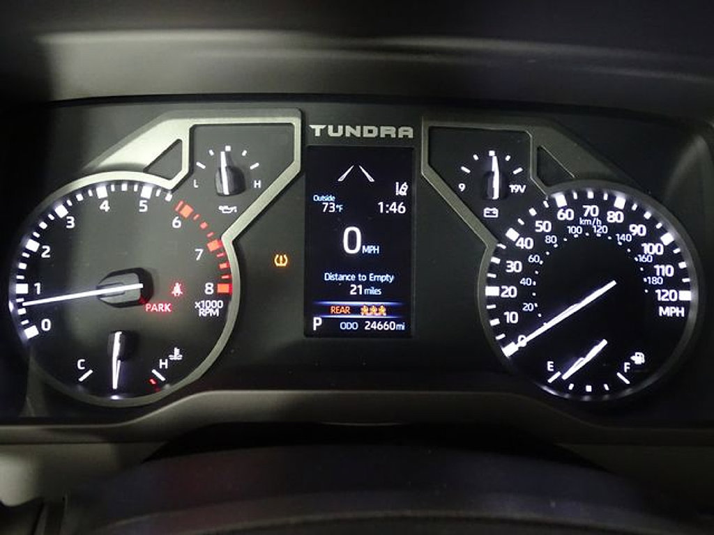 Used 2022 Toyota Tundra SR5 w/ SR5 Convenience Package AWD/4WD image 24