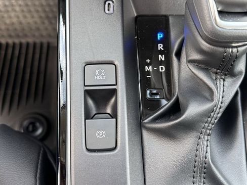New 2026 Toyota Corolla Cross XLE FWD image 17