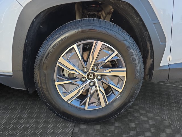 Used 2022 Hyundai Tucson Blue AWD/4WD image 34