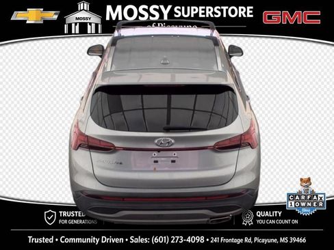 Used 2023 Hyundai Santa Fe SEL FWD image 4