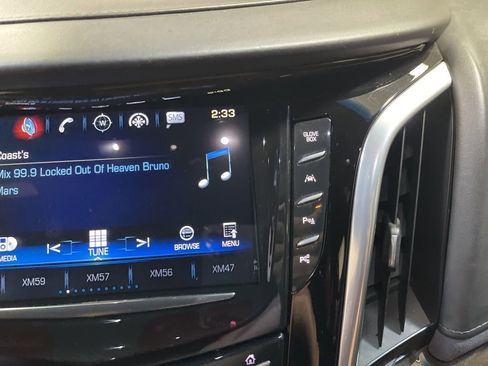 Used 2019 Cadillac Escalade Platinum AWD/4WD image 37