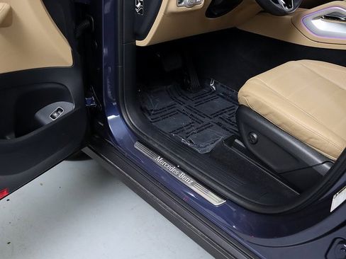 Certified 2025 Mercedes-Benz GLE 350 4MATIC image 29