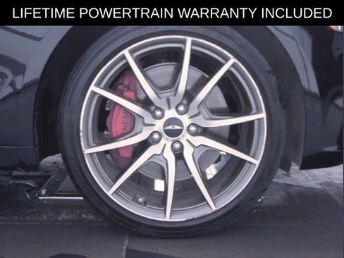 Used 2025 Genesis G70 2.5T RWD image 18