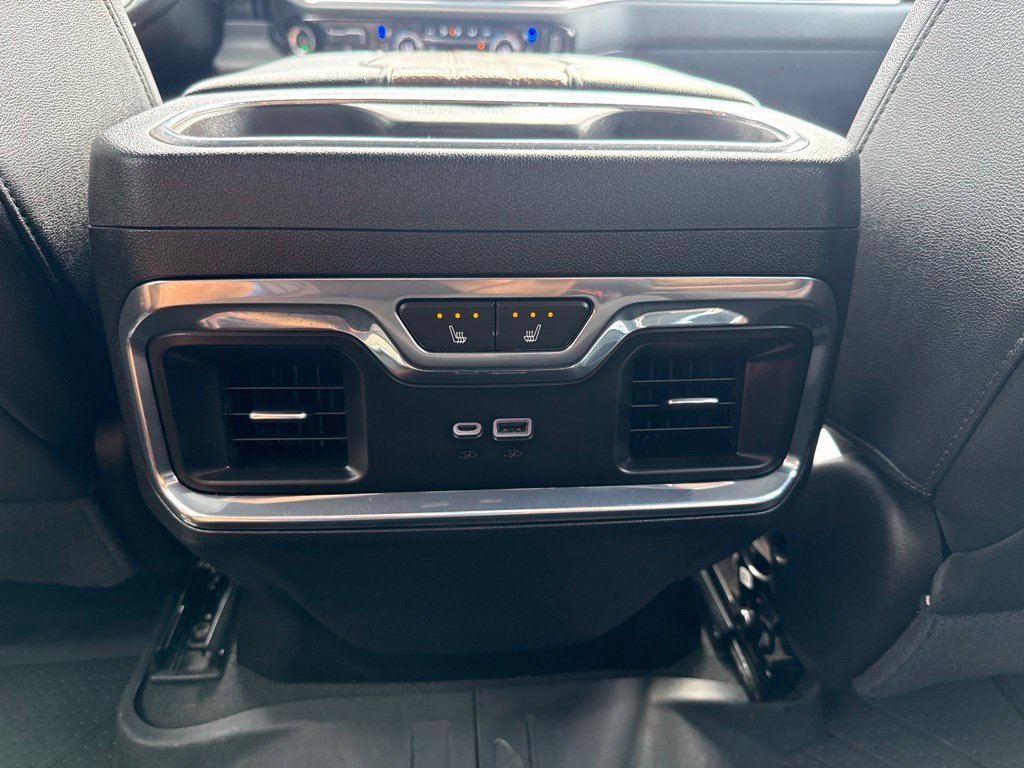 Used 2024 Chevrolet Silverado 1500 High Country w/ High Country Premium Package AWD/4WD image 46