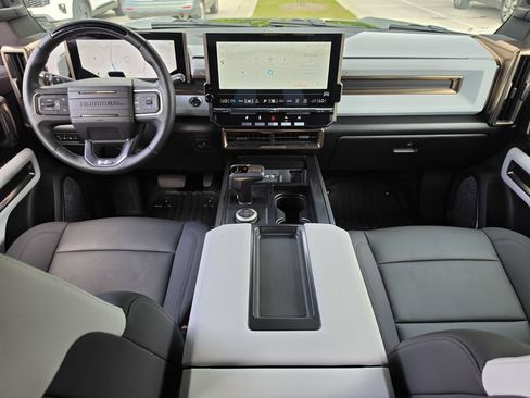 Used 2025 GMC Hummer EV 2X w/ LPO, Dark Essentials Package AWD/4WD image 8