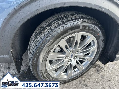 New 2025 Ford Explorer Active w/ Active Comfort Package image 14