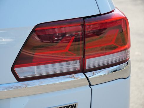 Used 2022 Volkswagen Atlas SE image 17