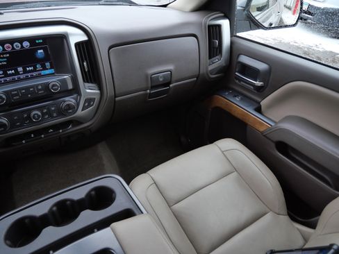 Used 2017 Chevrolet Silverado 1500 LTZ image 11