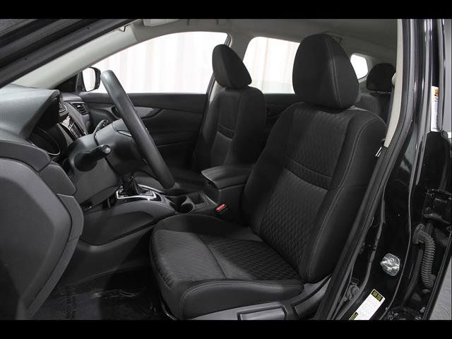 Used 2019 Nissan Rogue S AWD/4WD image 5
