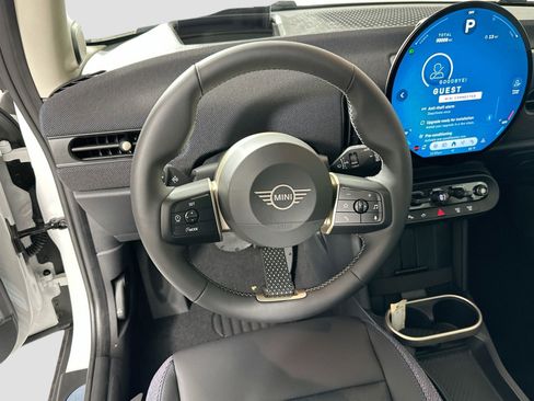 Used 2025 MINI Cooper S image 22