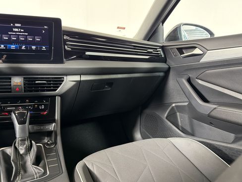 Used 2025 Volkswagen Jetta Sport FWD image 27
