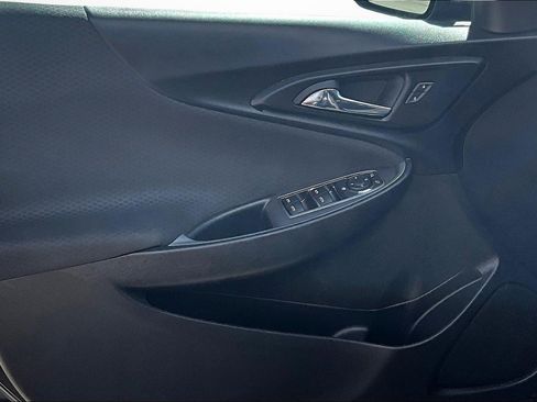 Used 2020 Chevrolet Malibu LS image 24