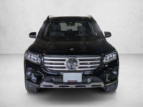 Used 2025 Mercedes-Benz GLB 250 image 5